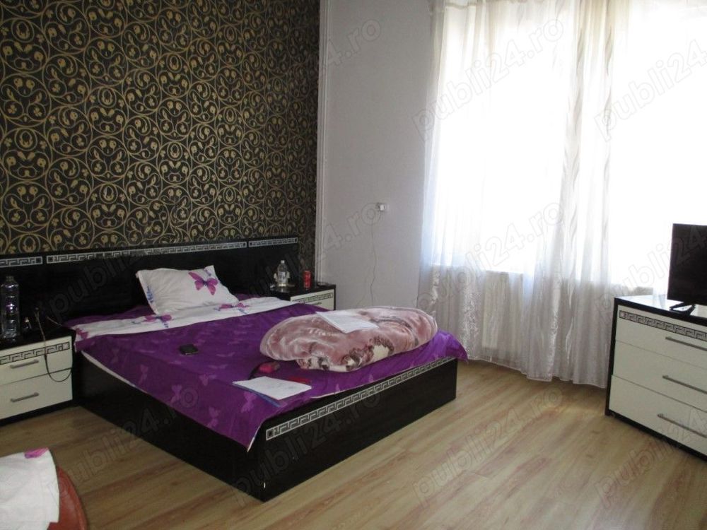 De vanzare apartament 3 camere Galati cartier Centru