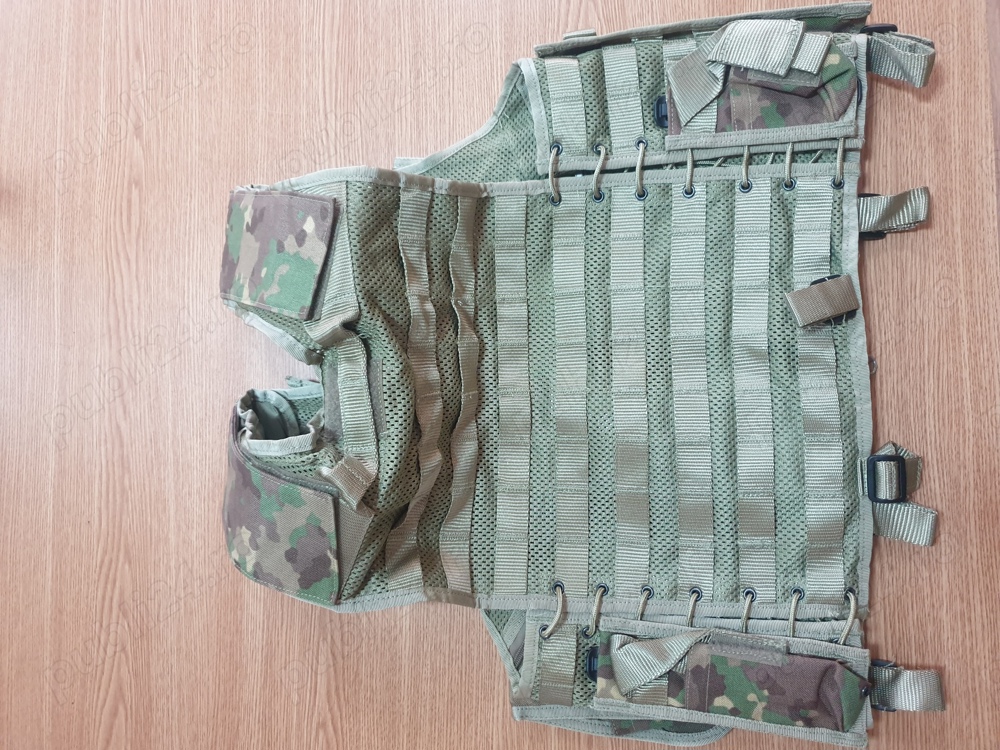 Vesta tactica combat