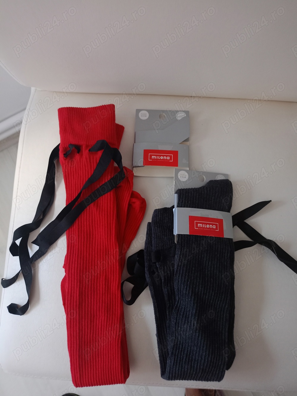 Vând ciorapi fashion peste genunchi mărime standard, produs nou.