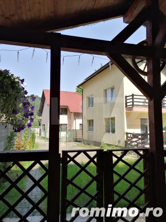 Casa cu 6 camere cu piscina și foisor Brasov