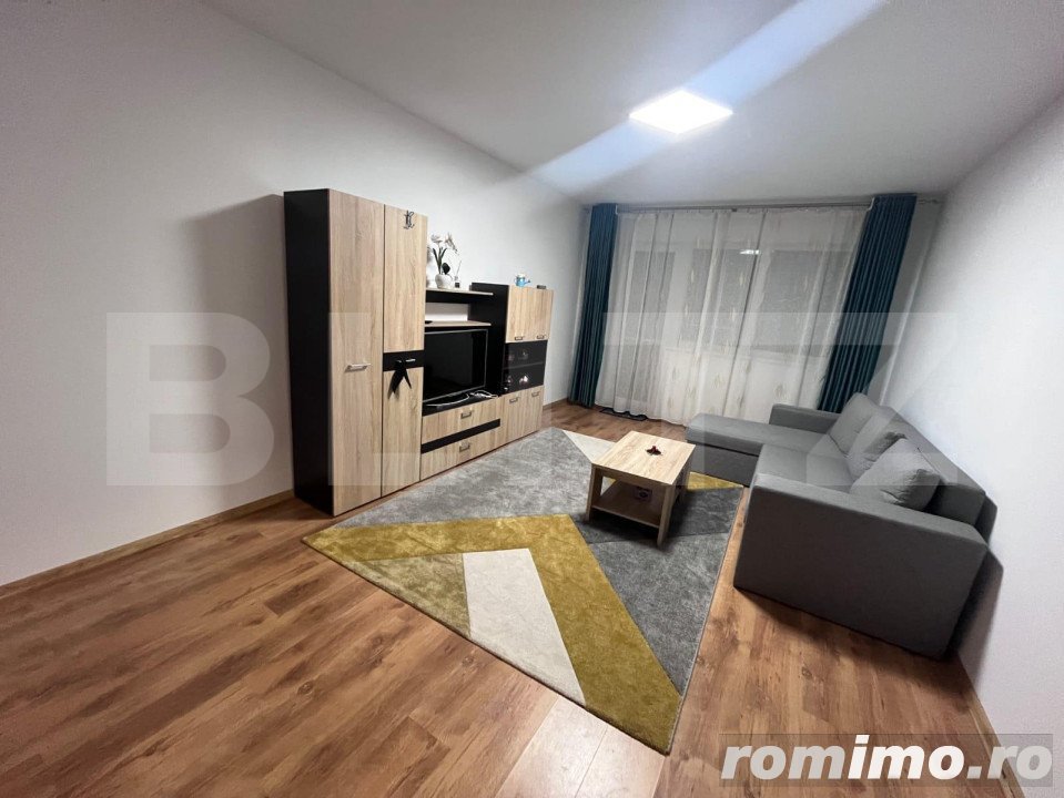 Apartament 2 camere, decomandat, Sanpetru 