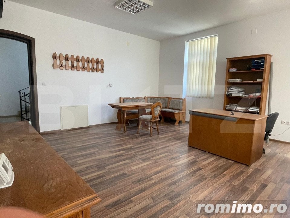 Birouri de închiriat central ,într-o clădire renovată și amenajată cu grijă