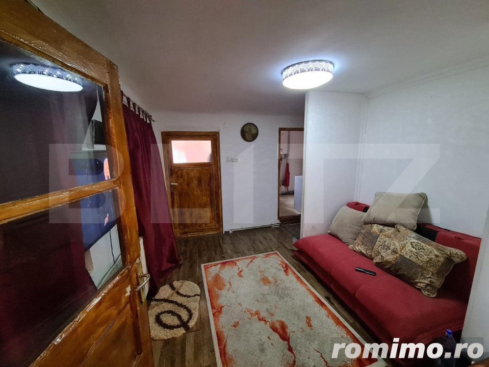 Apartament 3 camere, 90mp + pod foarte inalt, langa Piata Sfatului