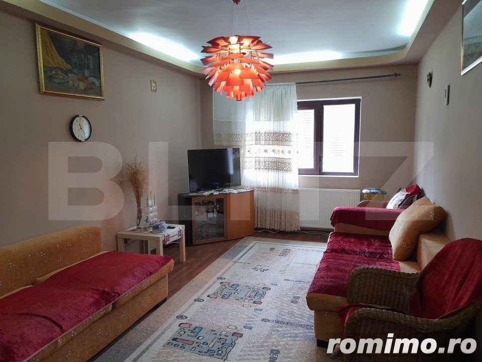 Apartament 3 camere, decomandat, 73mp, zona Predeal