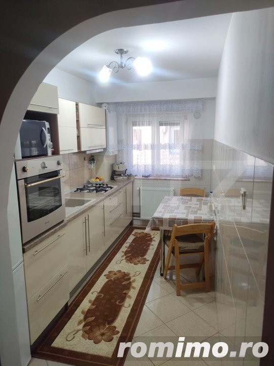 Apartament 3 camere, 62mp, zona Piata Mica,  Radauti