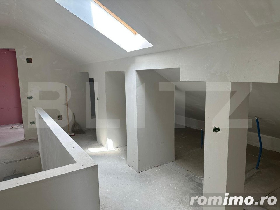 Apartament semifinisat 3 camere, 183 mp, zona Zamca 