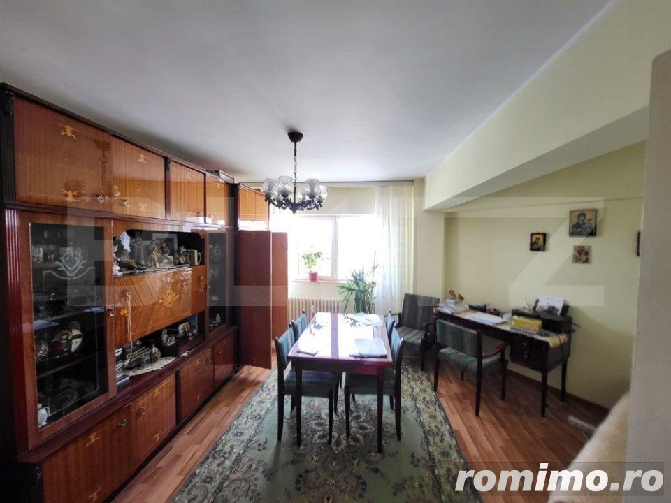 Apartament 3 camere, 77 mp, zona George Enescu