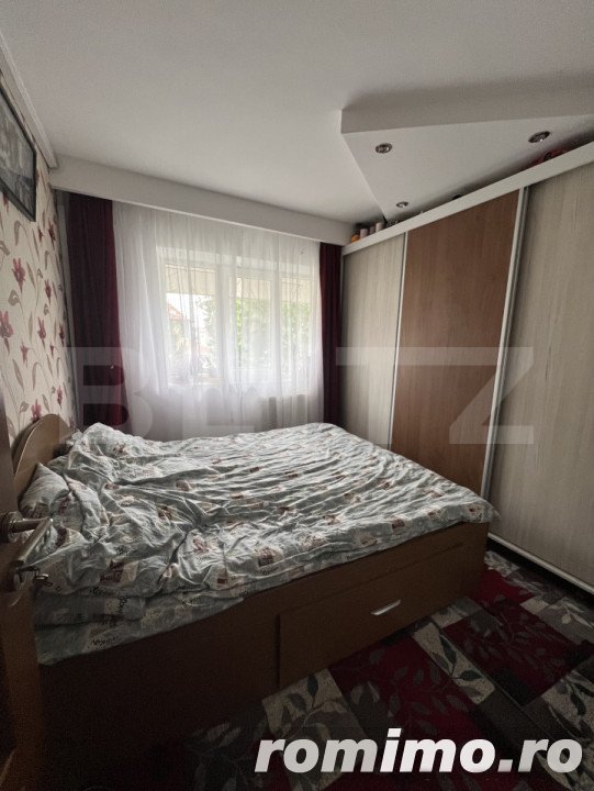 Apartament 5 camere, 2 bai, centrala proprie, cartier Obcini