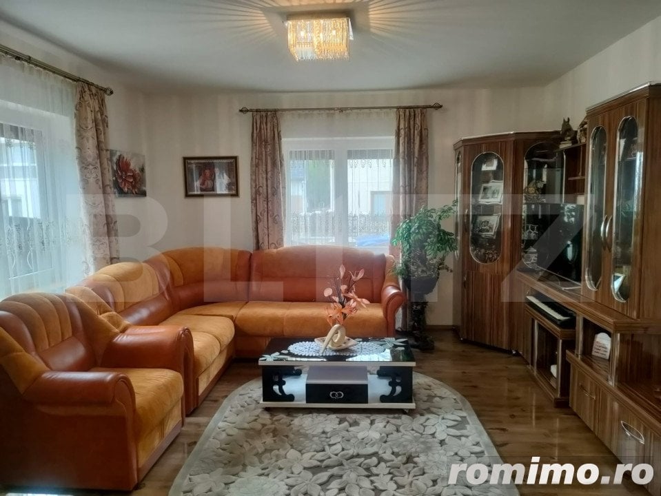 Casa cu 8 camere ,mobilata si utilata zona Marginea, Radauti