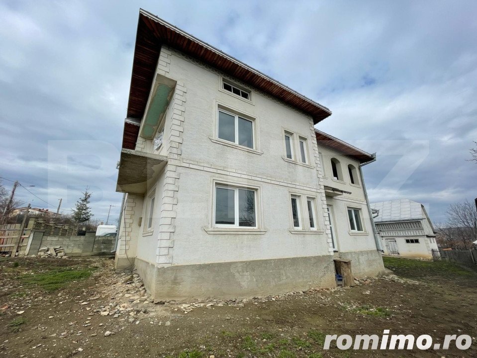 Casă de vânzare 367mp - în Fălticeni