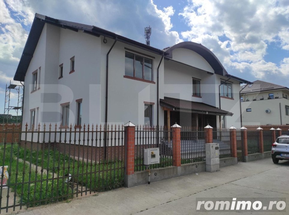 Corp de casă tip Duplex Târgoviște, 205 mp utili desfășurați, 386 mp teren