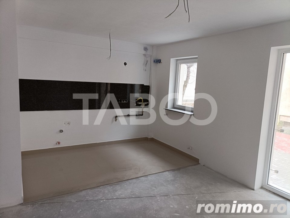 Apartament bloc nou 2 camere 50 mp utili parter parcare Sebes Alba