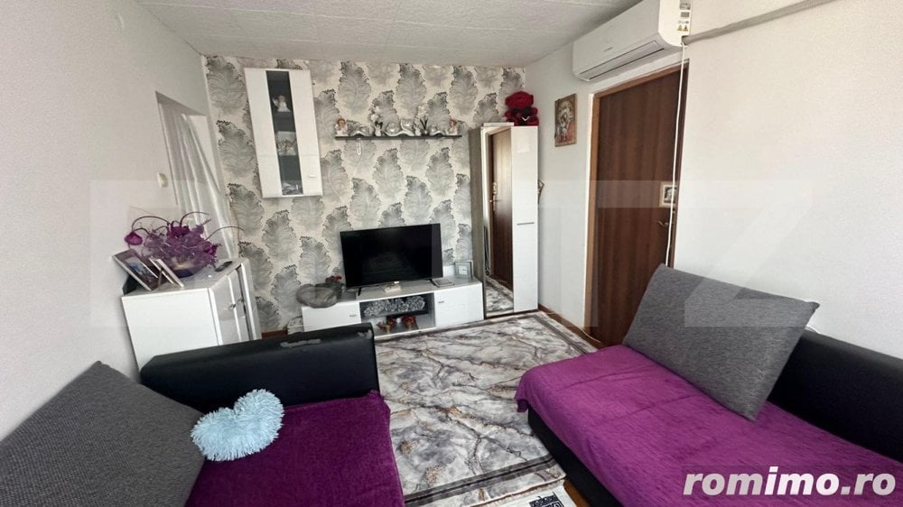 Apartament, 2 camere, semidecomandat, cartier Tiglari