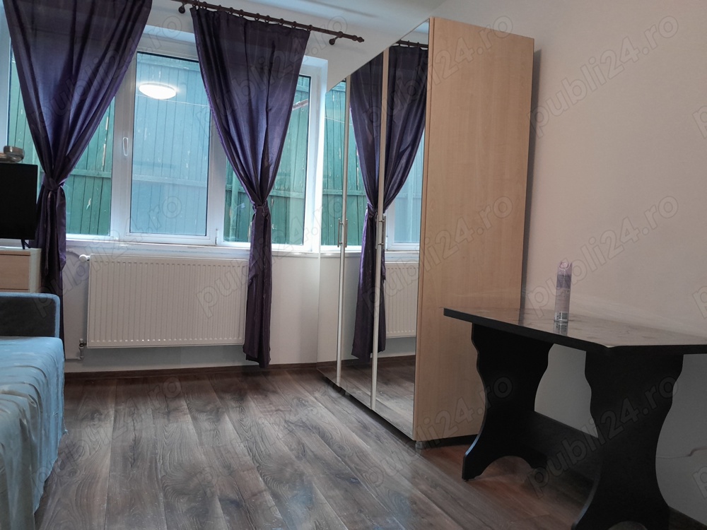 Vinzare garsoniera Dovalii