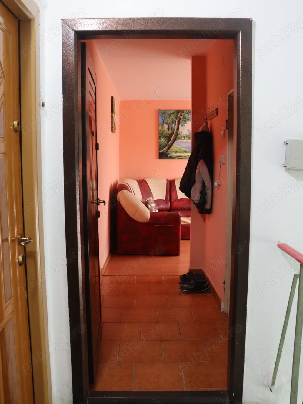 Apartament 2 camere semidecomandat zona semicentrala