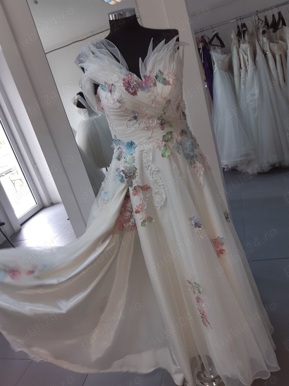 Vand rochie de mireasa Altes 