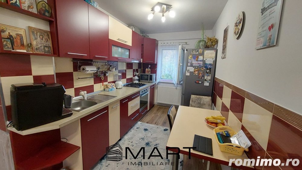 Apartament 3 camere decomandate etaj 4/5 in Valea Aurie