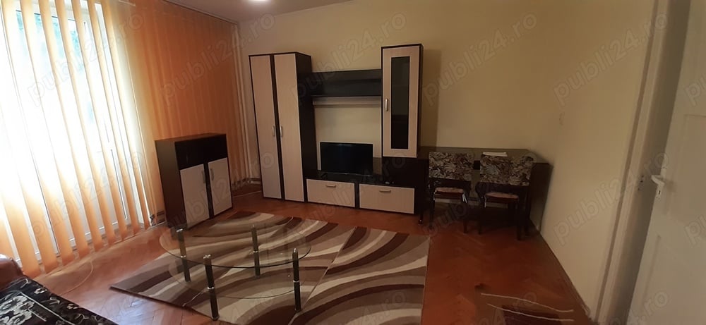 Piața Unirii , Inchiriez apartament 2 camere ND , Centru, CT, AC , mobilat , Palas