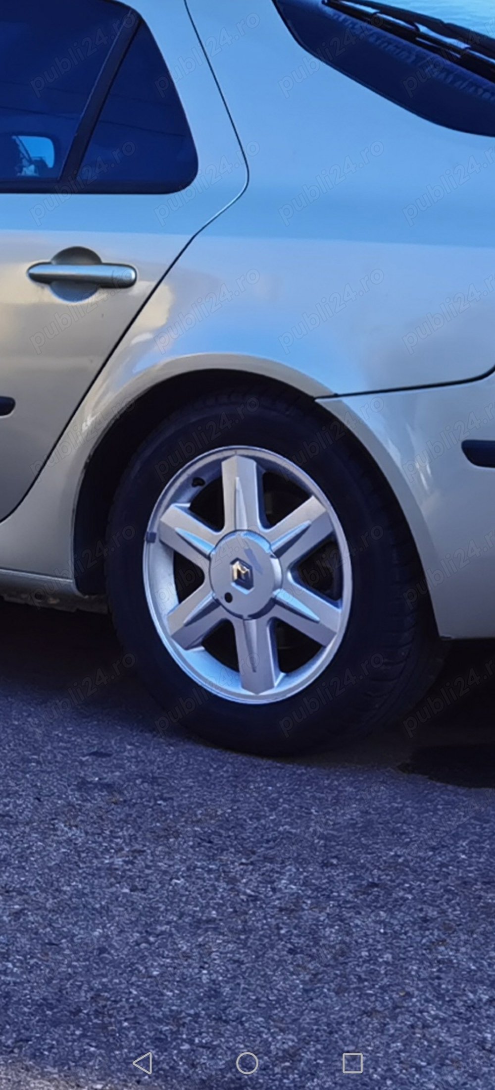 Vand Roti Renault R16