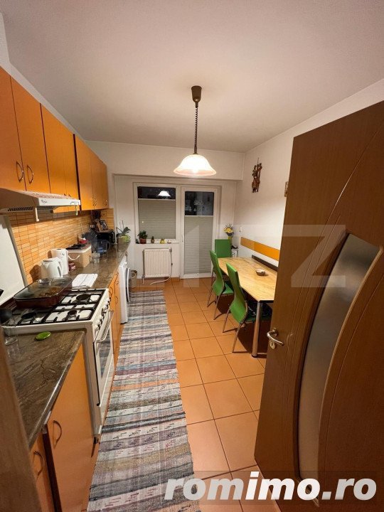 Apartament 2 camere zona Cr Vivu