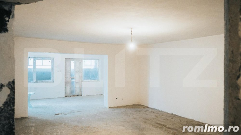 Apartament de 3 camere, 100mp utili, parter, Valea Ghinzii + parcare 14mp