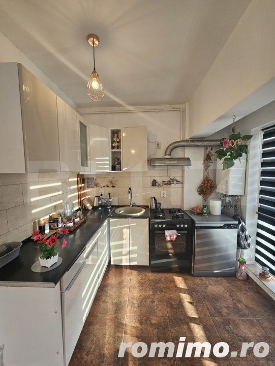 Apartament doua camere, mobilat, parcare, zona Tineretului 