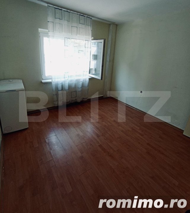 Ocazie ! Apartament  3 camere de vânzare !