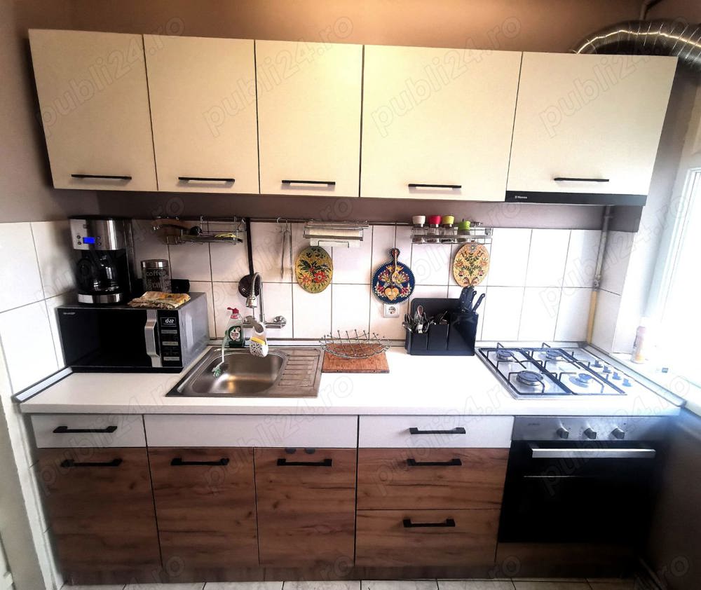 Apartament 3 camere in centrul Devei