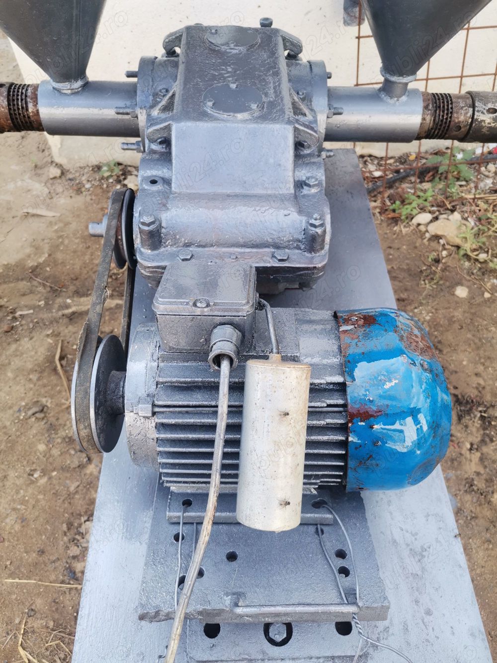   Urgent Presa ulei la rece functionabila la 220volti stare foarte bună de funcționare 