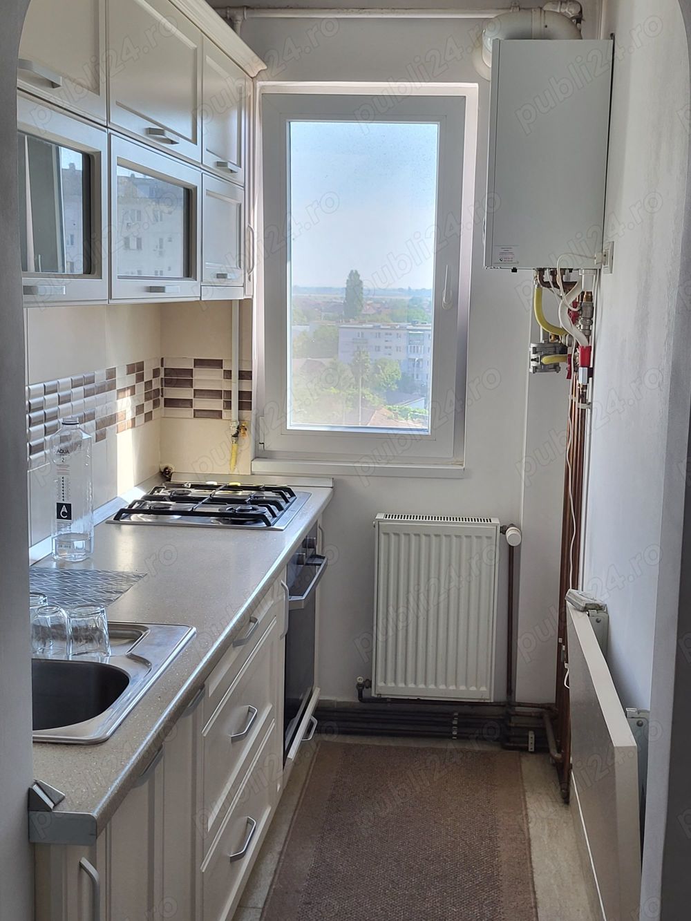 Închiriez apartament 2 cam.centrala proprie pe gaz ,zona A.Vlaicu , 275 euro Închiriez apartament 2 cam.centrala proprie pe gaz ,zona A.Vlaicu , 275 euro