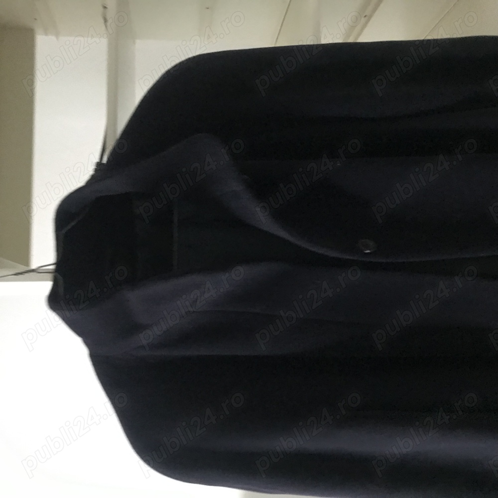 Vând palton de iarnă bleumarin