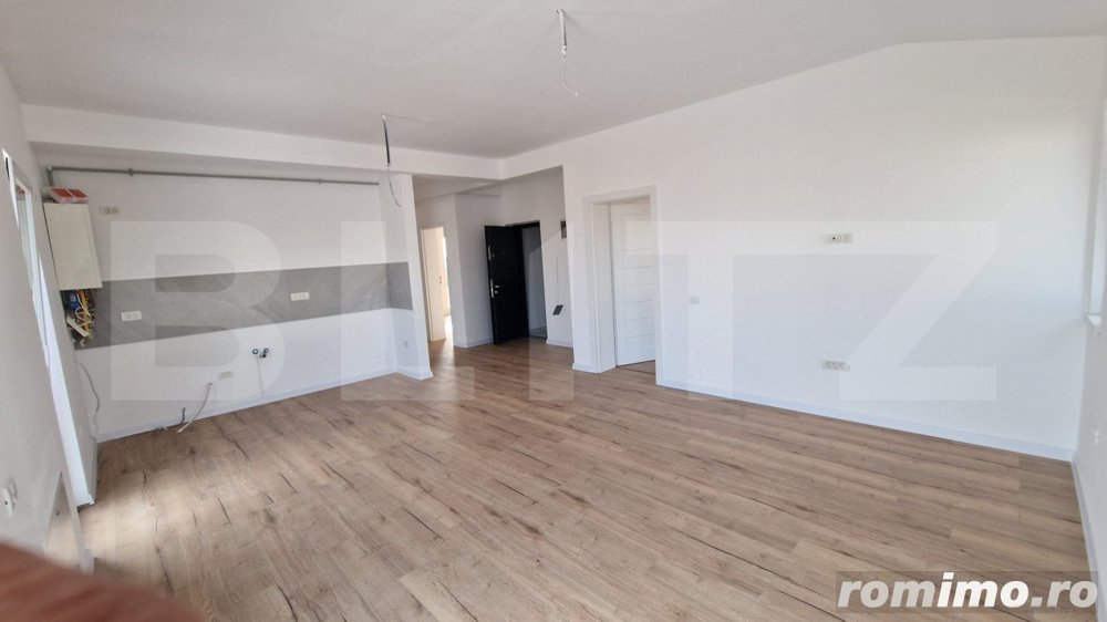 Apartament de 3 camere, 76 mp,  terasa 82 mp, zona Braytim