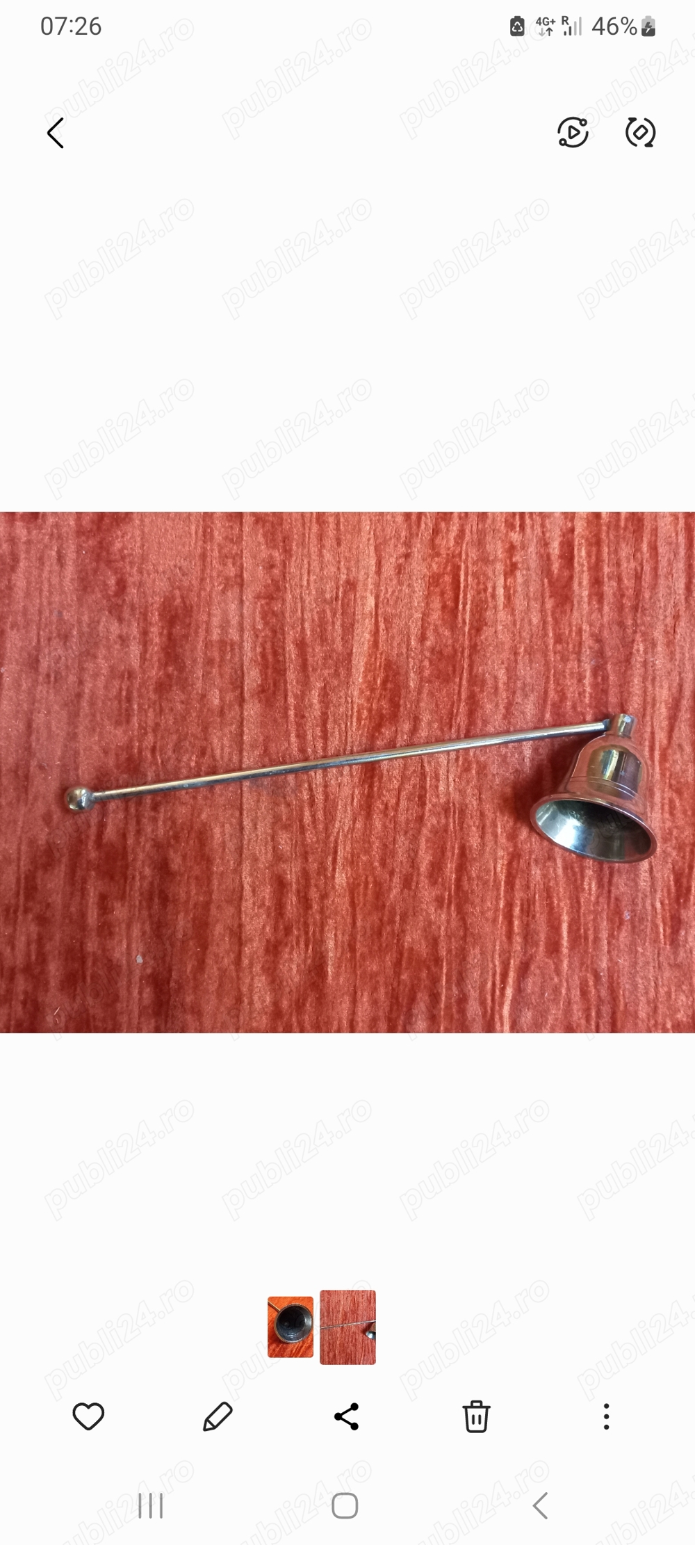 Mucarniță veche,  stingător de lumânări