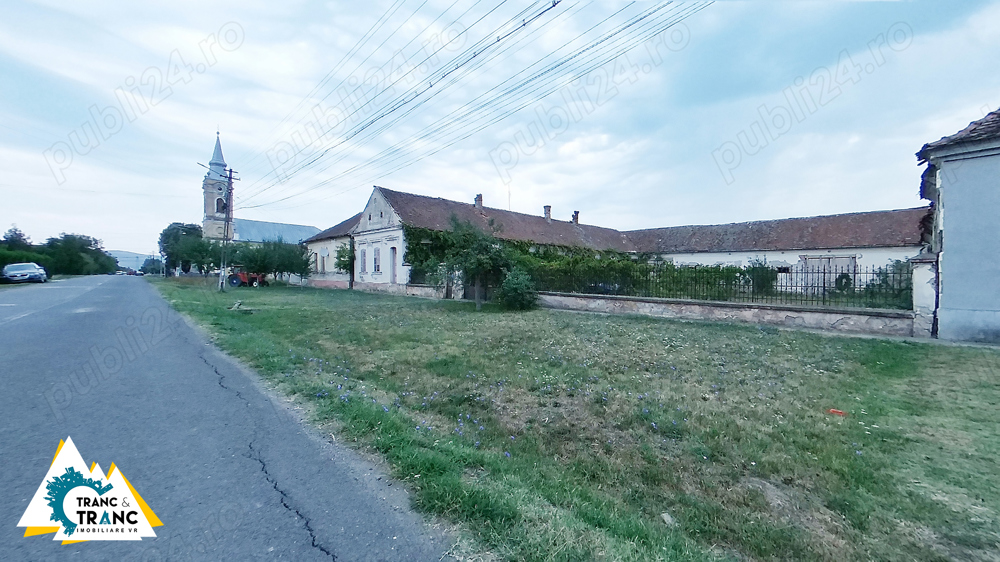 Casa traditionala din caramida de 534 mp cu 4 camere in Neudorf