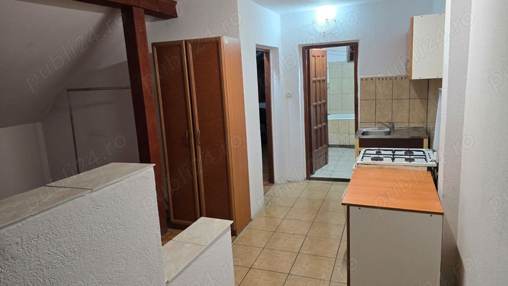 Proprietar inchiriez apartament cu doua camere semidecomandat in zona Piata Verde din Calea Aradului