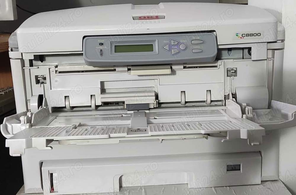 imprimantă A3, color