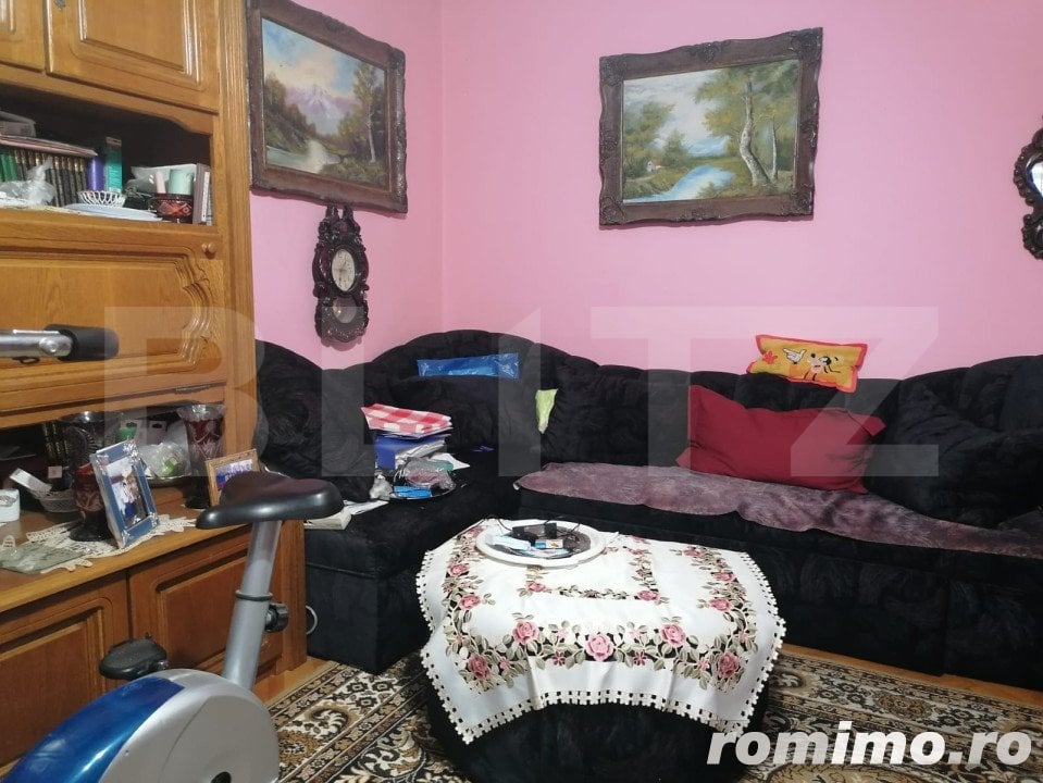 Apartament 4 camere, et. 2/4, 2 bai, garaj, zona Lipovei