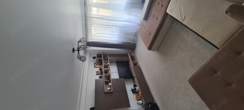 Vand apartamant 3 camere decomandat proprietar