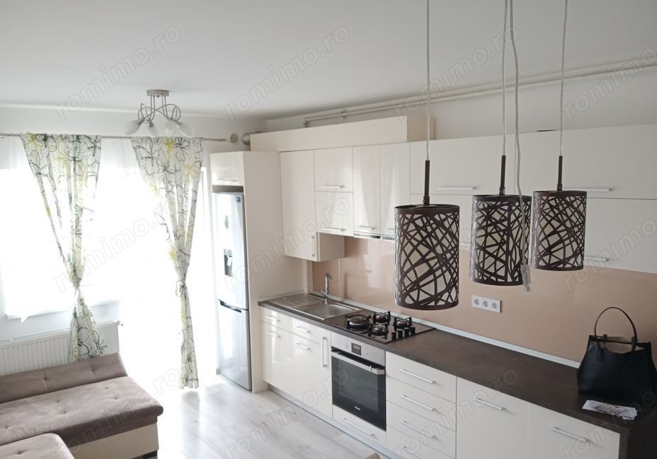 Apartament 3 camere de inchiriat in zona Tei 