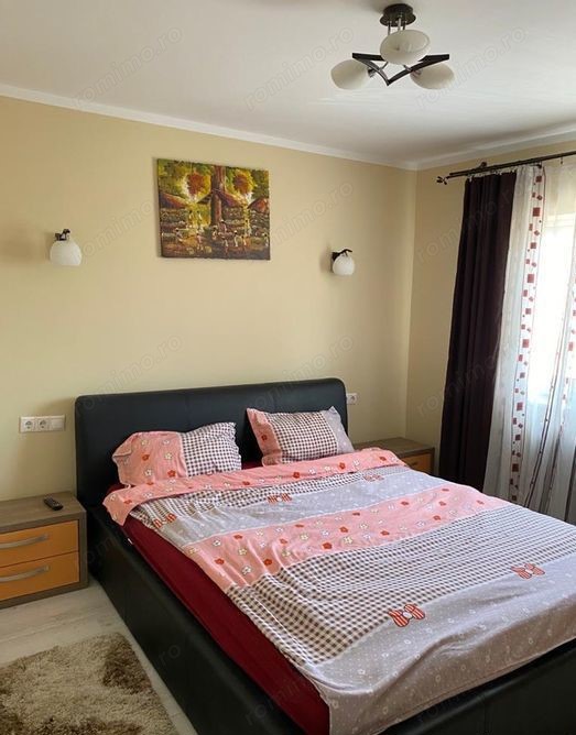 Se inchiriaza apartament cu 2 camere amplasat in zona Aparatorii Patrie