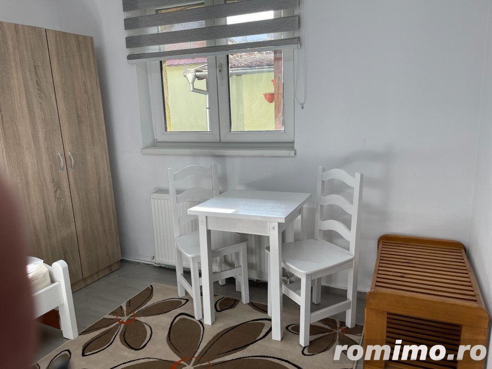 Casa cu 7 apartamente pentru regim hotelier, Ultracentral 