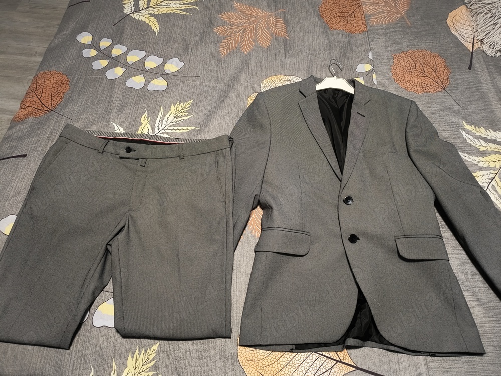 Costum bărbătesc gri