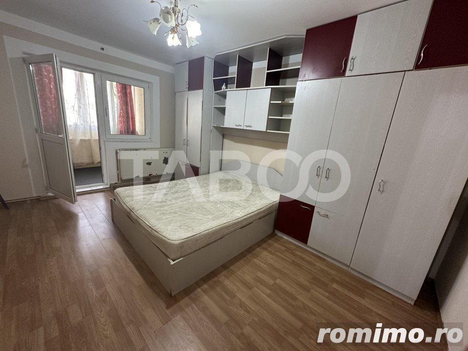 Apartament 2 camere etaj intermediar zona 1 Decembrie Fagaras