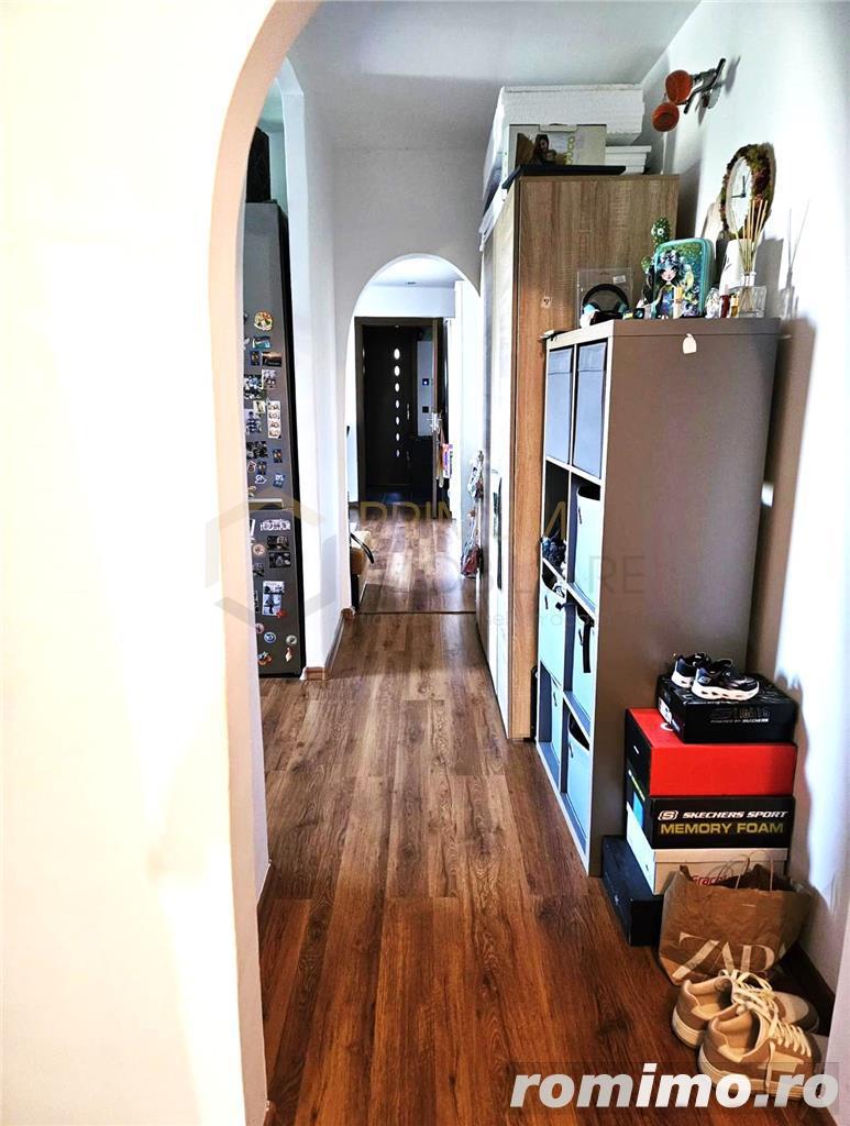 LIPOVEI - 3 cam - 2 bai - 2 balcoane - centrala proprie - clima - ETAJ 3