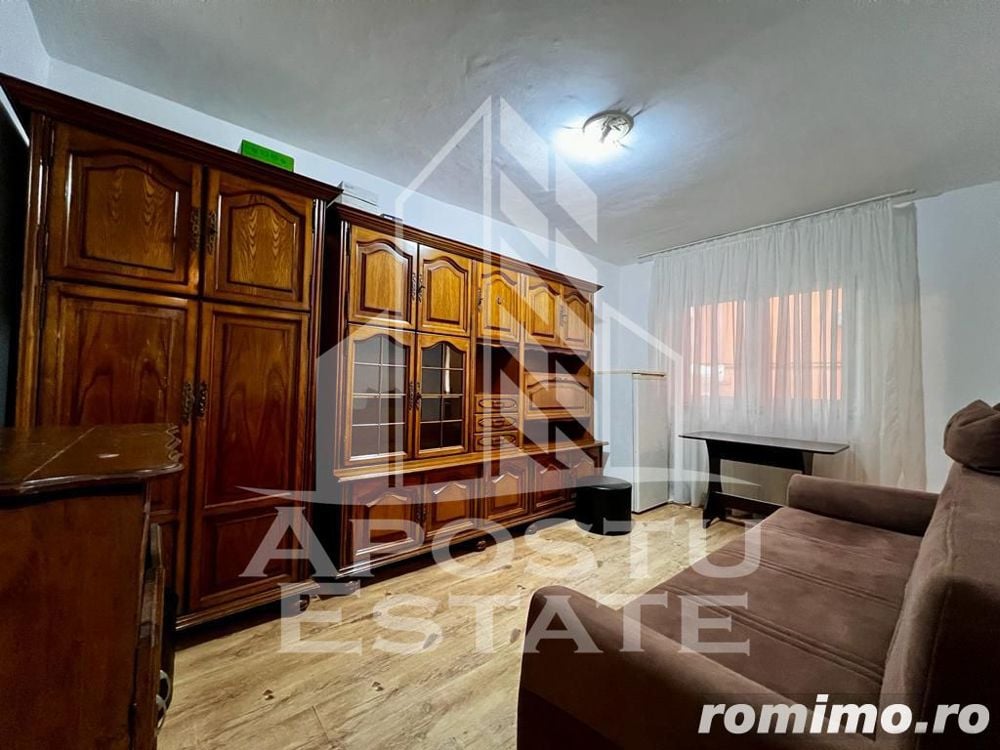 Apartament cu o camera, zona Sagului