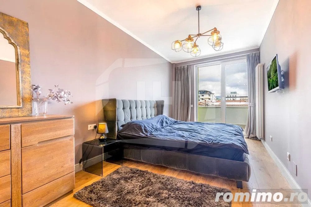 Apartament 3 camere, 2 niveluri,  modern, zona strazii Paris