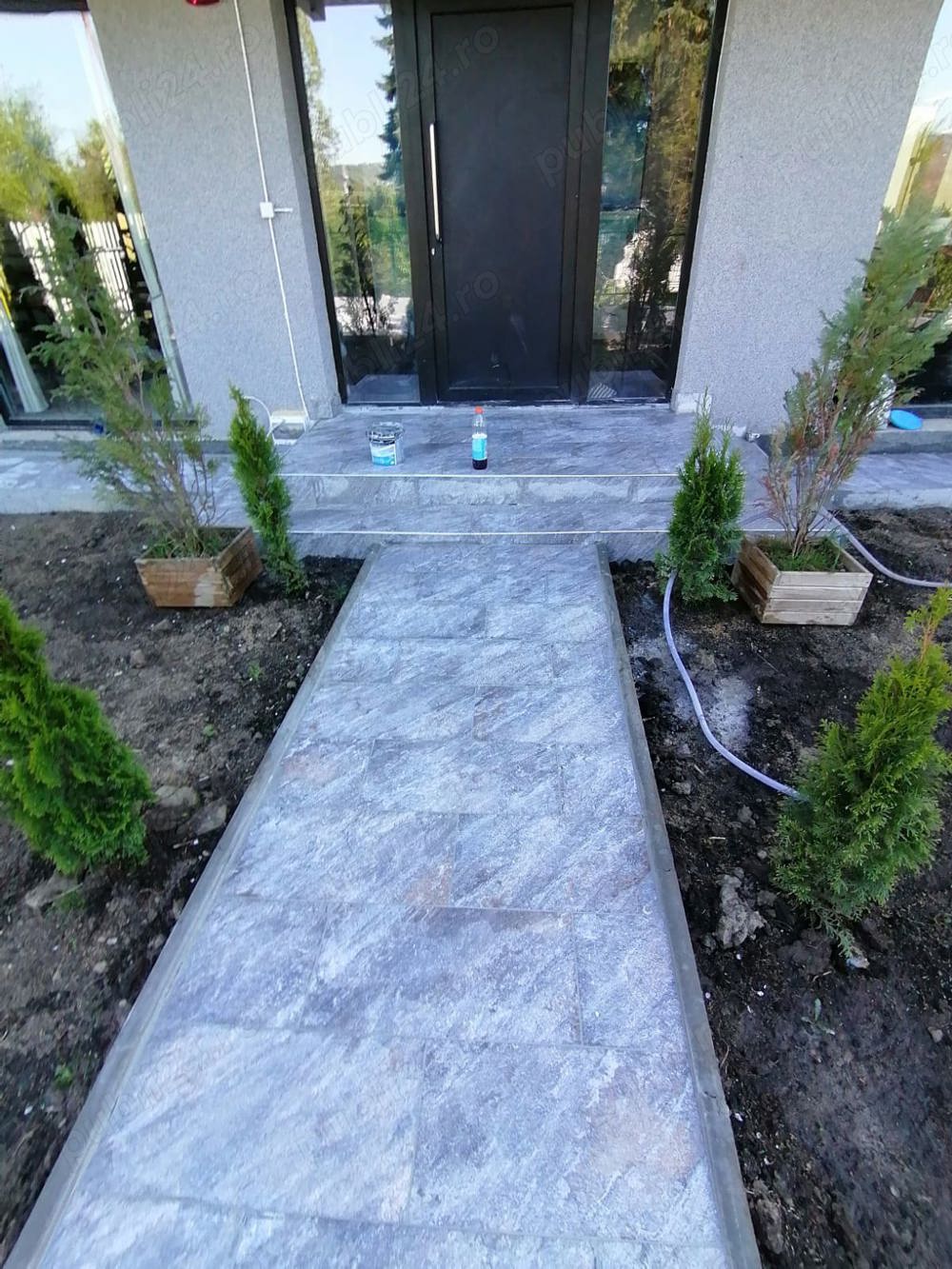 Echipa constructori. Renovari interioare, fatade, garduri, instalații 