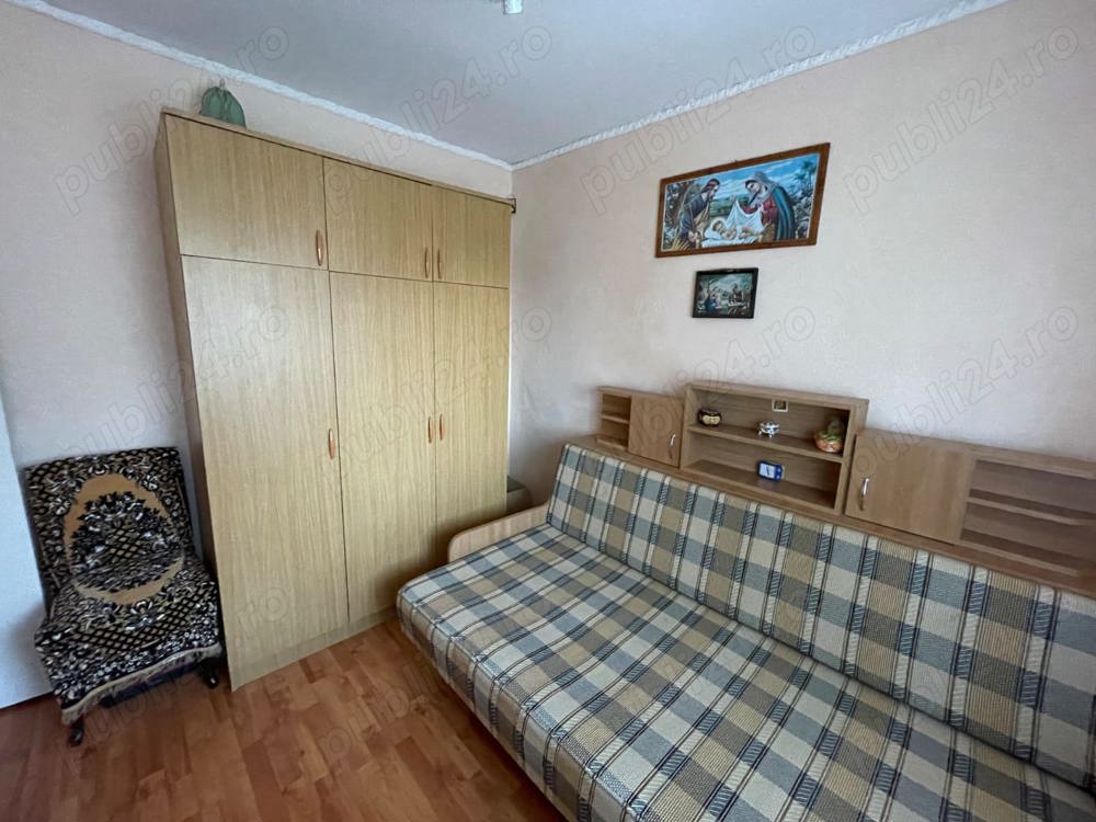 Vand apartament 2 camere Confectii 