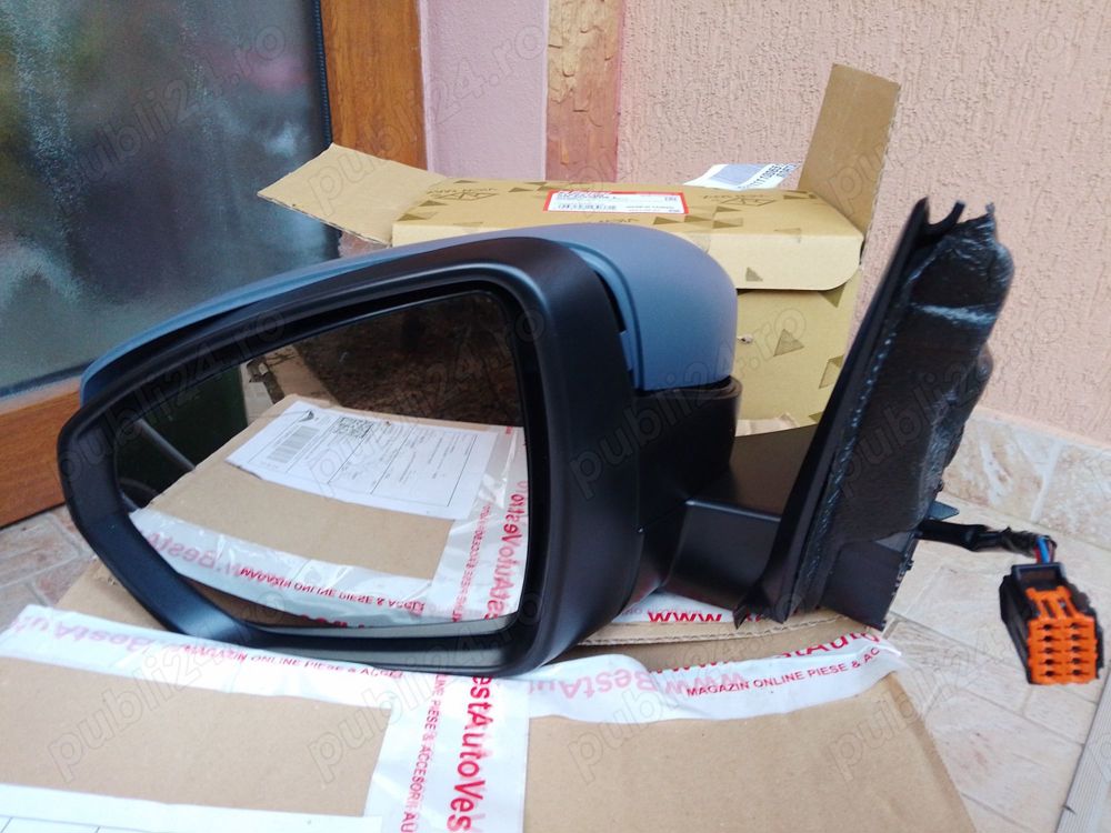 Oglinda  exterioara stanga Peugeot 3008/2017 Opel,citroen sau schimb cu oglinda pe dreapta.