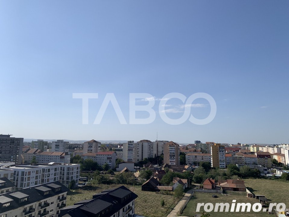 Penthouse 3 camere de vanzare 70 mpu terasa 58 mp zona Doamna Stanca